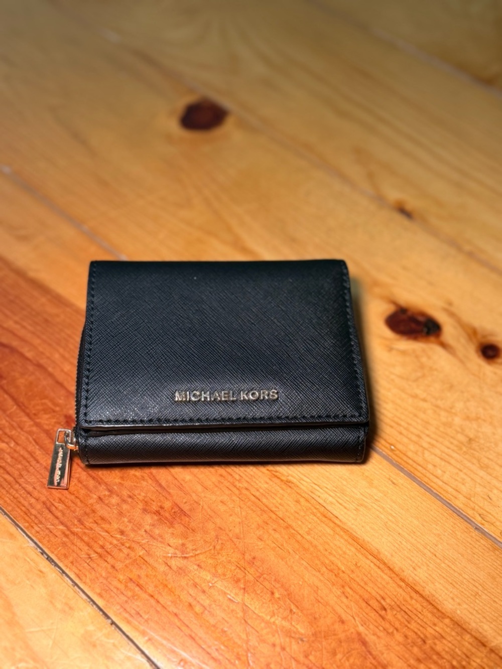 Michael Kors Black Saffiano Leather Zip Card Holder